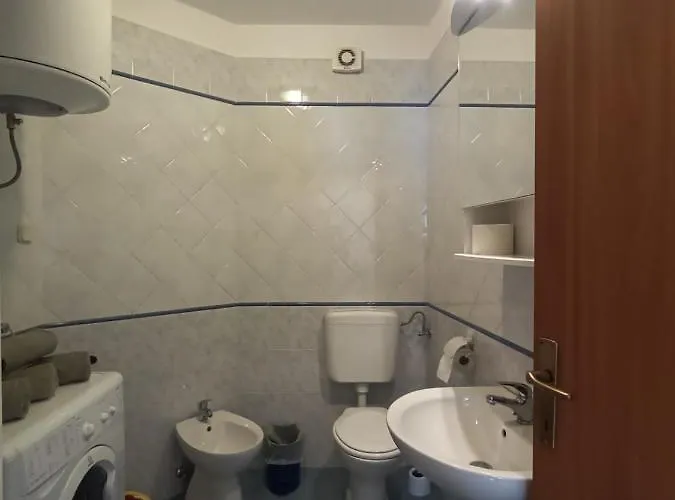 Jelovac * Πόρετς